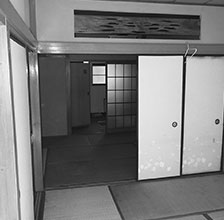 ちょっとしたアイディアで使い易いキッチンへ Before