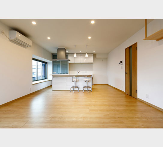山小屋のある住まい ～世代を超えて集う～