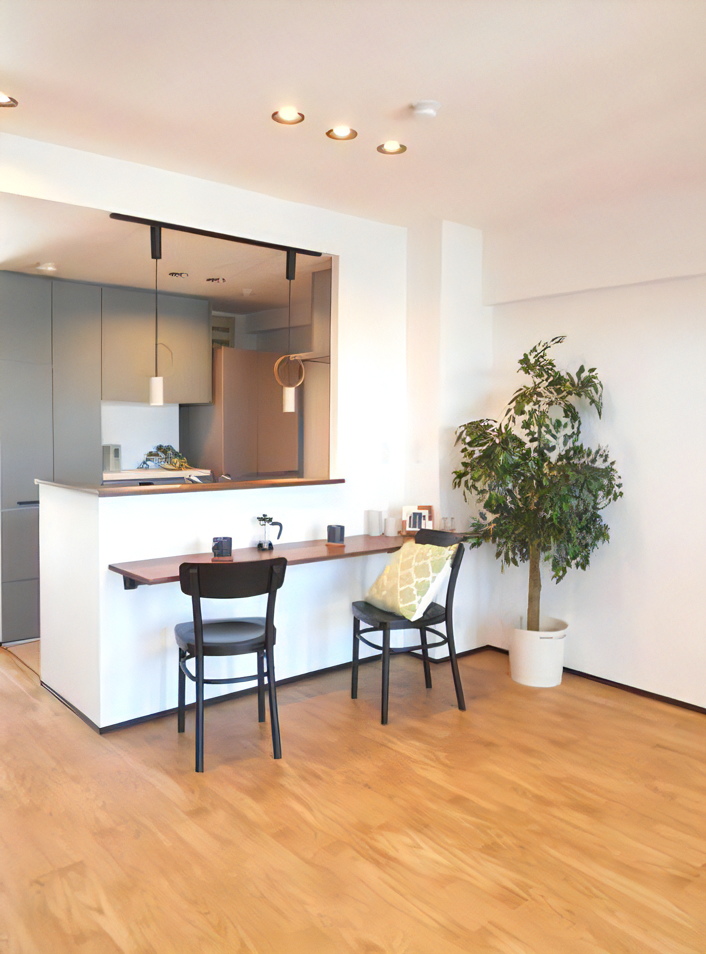 ダクトレールで開放的にしたキッチンの施工事例